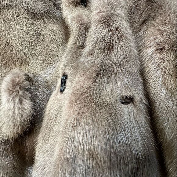 Massini * Pastel Brown Full Length Belted Vertical Mink Mob Wife Coat - Picture 12 of 16